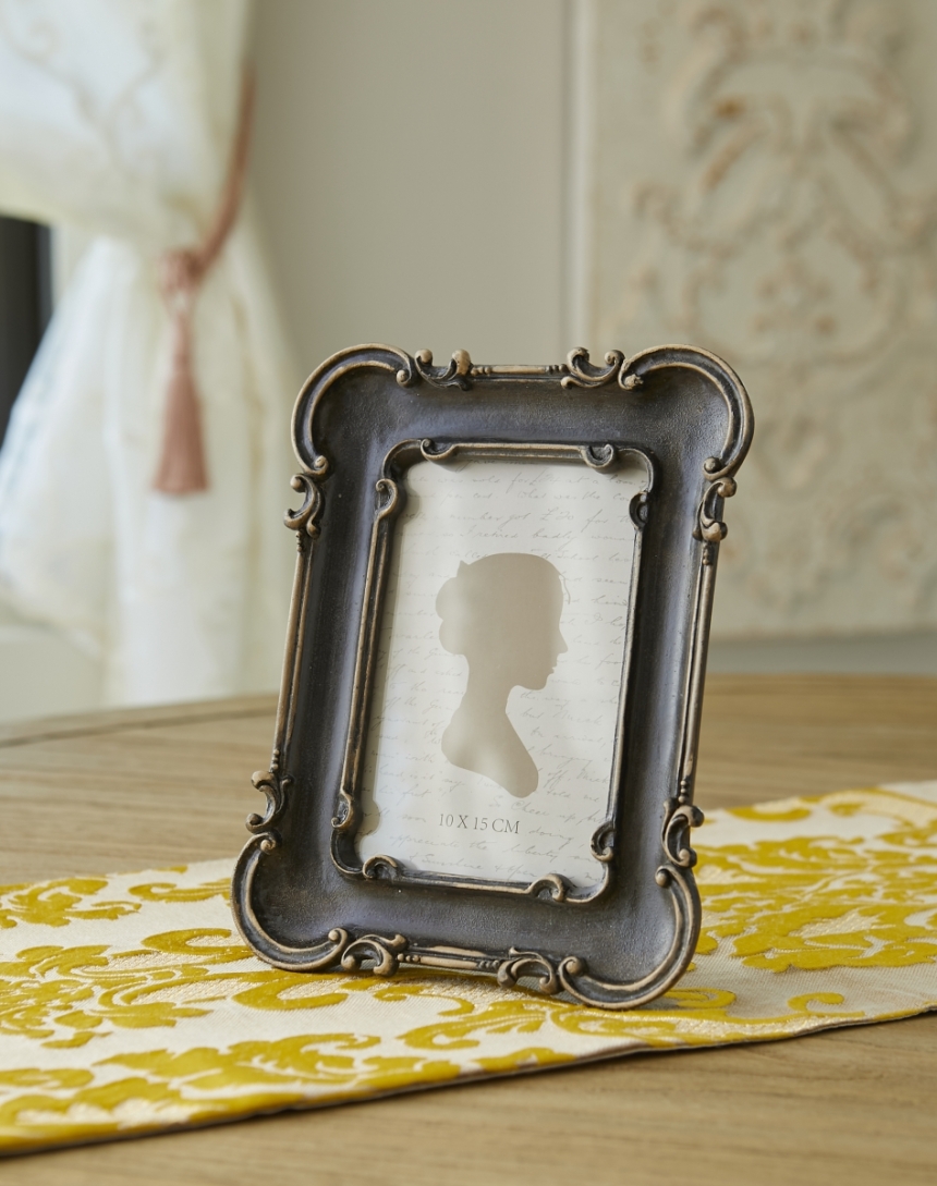 写真立て　ブラック1