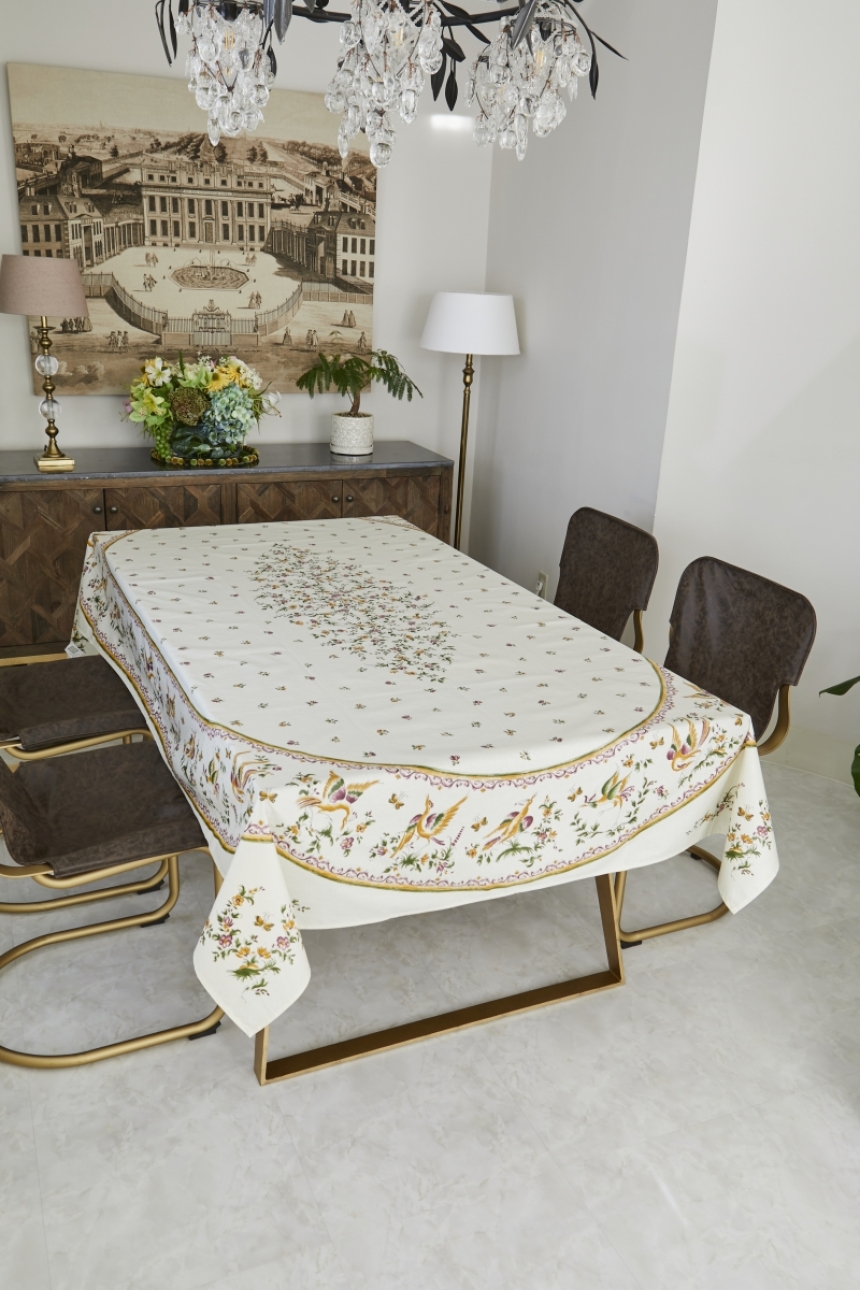 テーブルクロス　6～8人掛用1