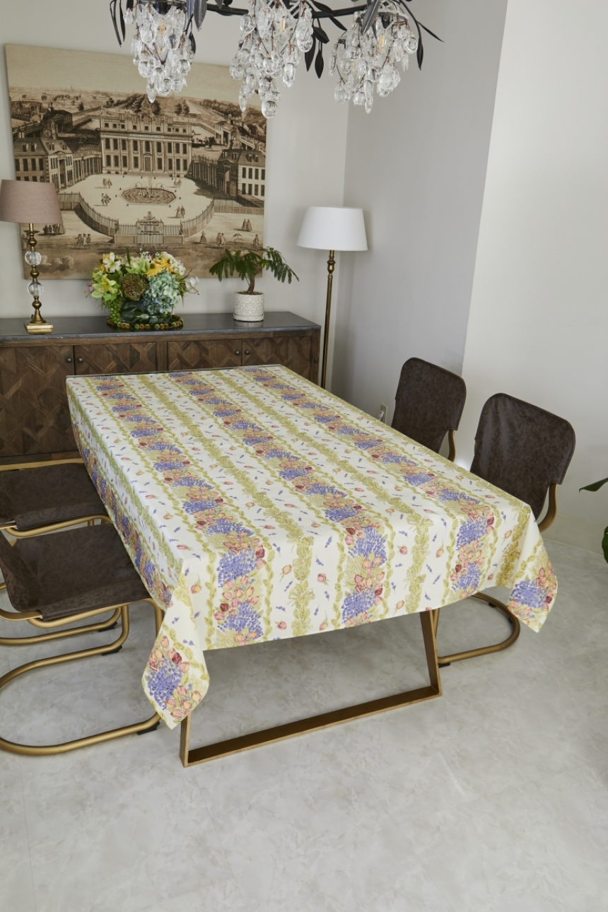 テーブルクロス　ローズ＆ラベンダー　4～6人掛用1